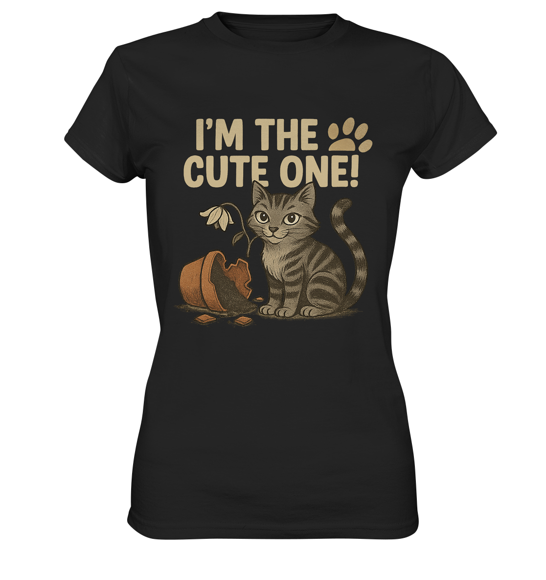 Schwarzes T-Shirt mit getiegerter Katze und kaputten Blumentopf und Schriftzug „I'm the Cute One“.