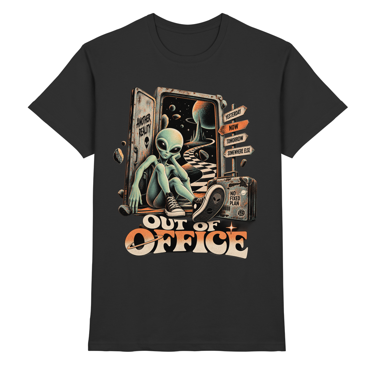 Schwarzes T-Shirt mit Entspannter Alien vor einem offenen Weltraumportal mit Out of Office