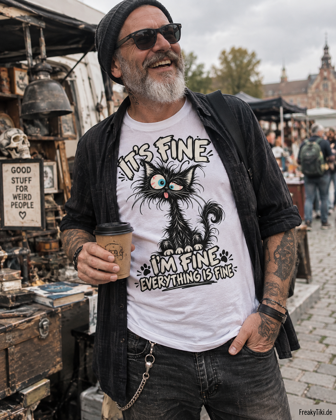 It’s Fine, I’m Fine, Everything Is Fine – Crazy Cat T-Shirt weiß Lifestyle Bild 3