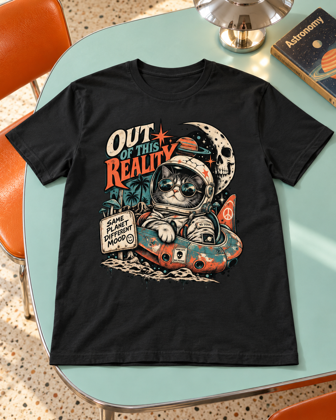 Aliencore Katze mit UFO T-Shirt in weiterer Produktansicht