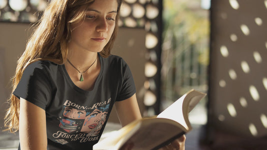 Born to read, forced to work. Leseratten Bücherwurm - Ladies T-Shirt