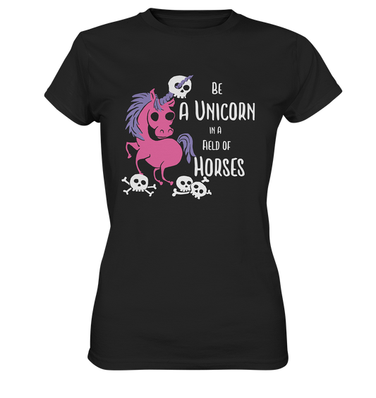 Ladies T-Shirt mit rosa Skull-Einhorn, Knochen und Skulls, Fantasy Motiv mit dunklem Humor.