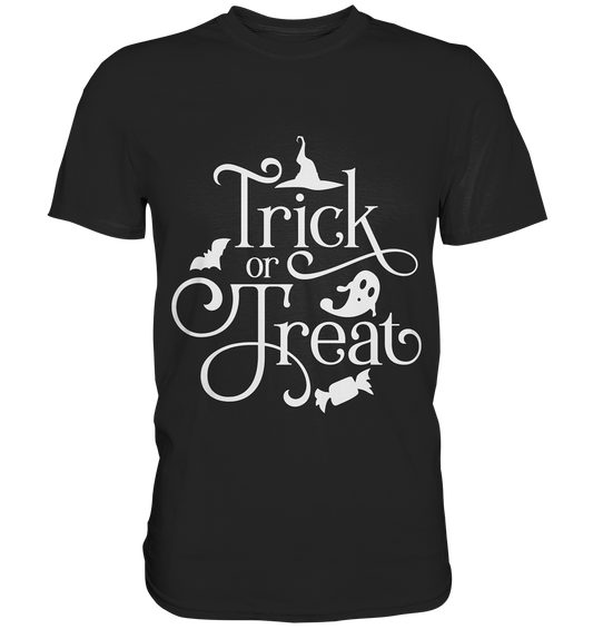 Schwarzes Shirt mit stylischem Halloween-Spruch „Trick or Treat“, klassisches Gruselmotiv.